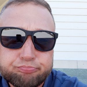 Meet your Posher, Travis